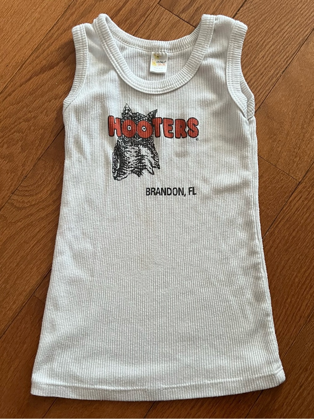 Vintage Hooters Girls Kids White Ribbed Tank Top - Brandon, FL Size 6-7